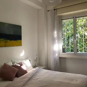 Lovely 2 With Small Garden Apartment Mailand