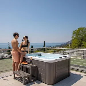 Sunset - Enjoy Lodge Garda (Verona)